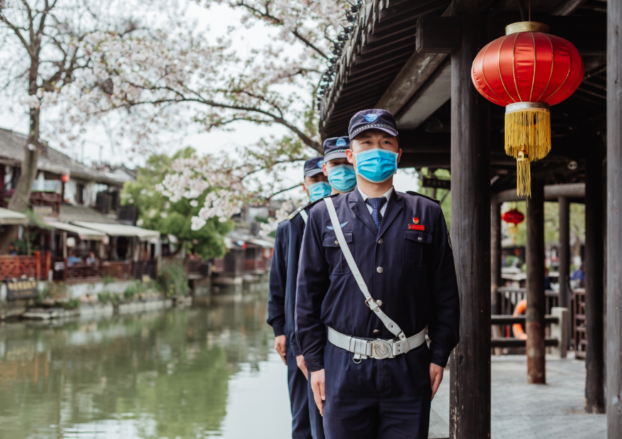 湖南保安服務,墻外高空清洗服務,湖南保利天創(chuàng)物業(yè)發(fā)展有限公司