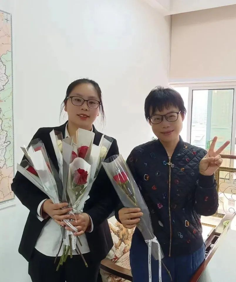 湖南保安服務,墻外高空清洗服務,湖南保利天創(chuàng)物業(yè)發(fā)展有限公司
