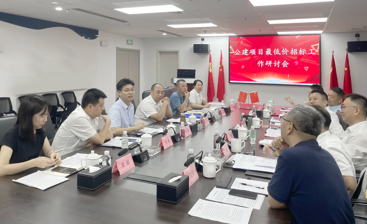湖南保安服務(wù),墻外高空清洗服務(wù),湖南保利天創(chuàng)物業(yè)發(fā)展有限公司